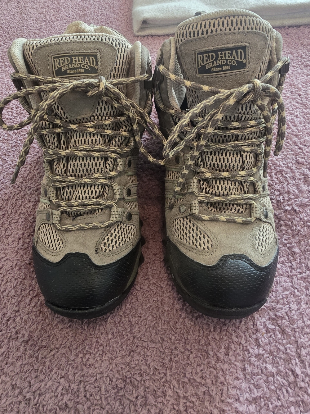 Redhead Women's Tan and Black Hiking Boots Size 8.5